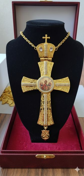 Cruce pectorala cu lant personalizata