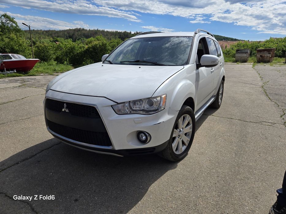 Мицубиши Аутлендър 2.2 дизел 177 к.с. НА ЧАСТИ./Mitsubishi outlander