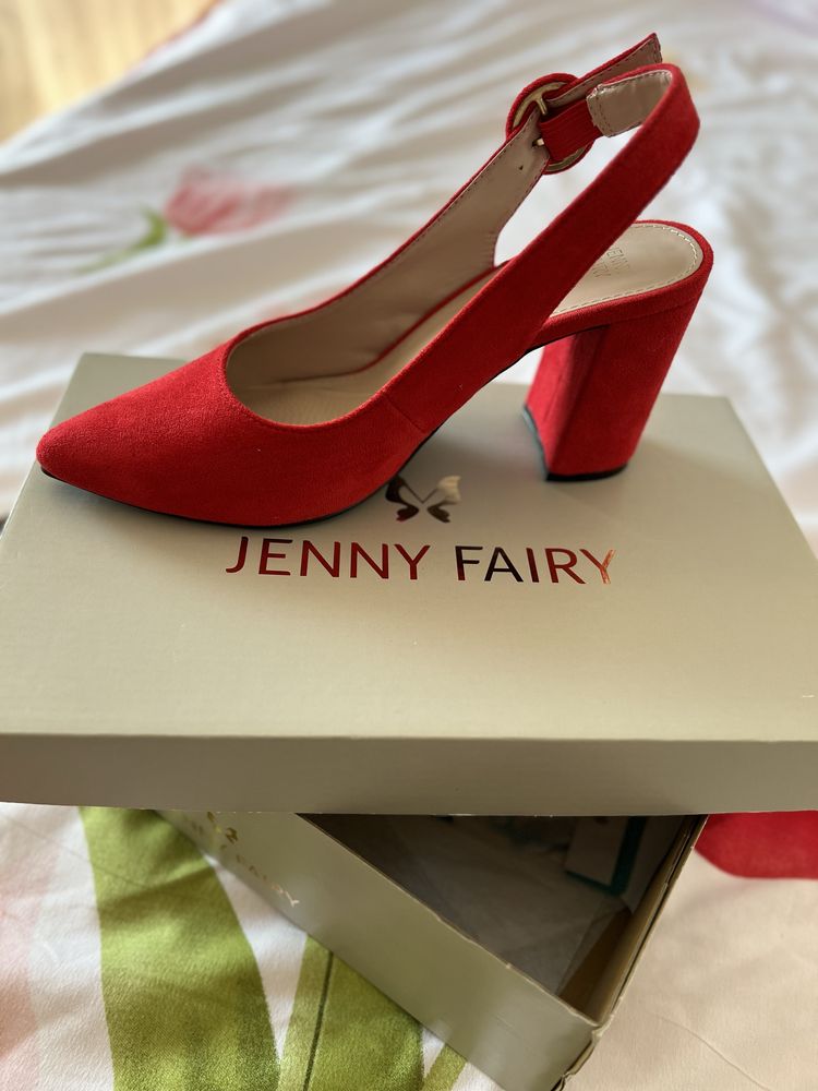 Официални обувки Jenny Fairy - чисто нови!