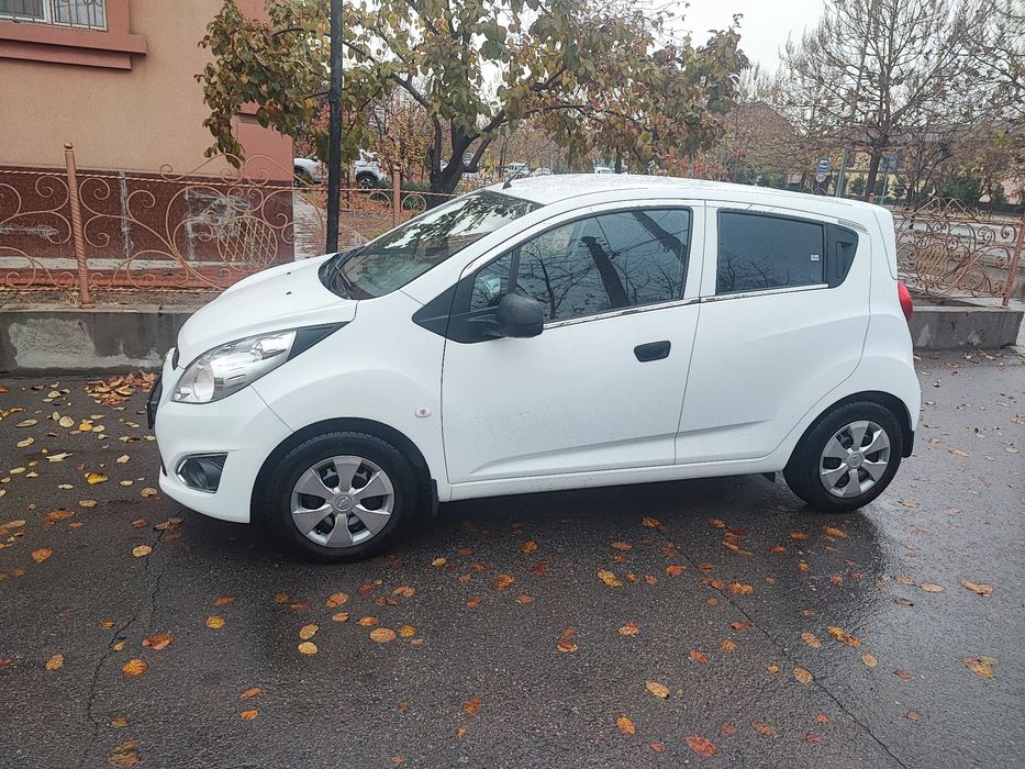 Автомат спарк в отличном состоянии