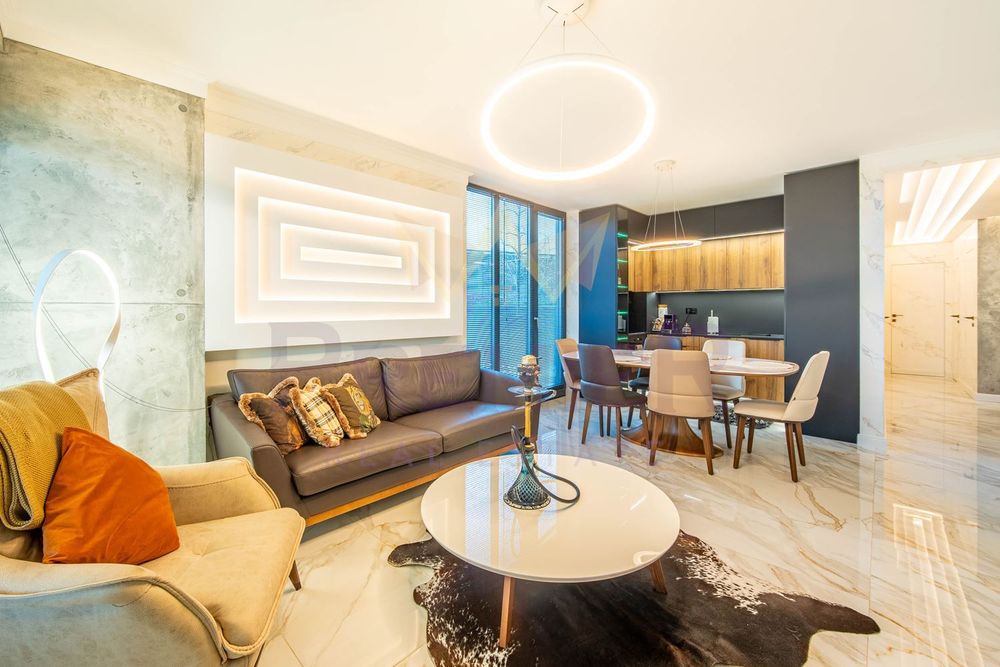 Продава се Тристаен апартамент в Варна, Чайка - 117 кв.м за 4231 €/кв.м - Снимка #3