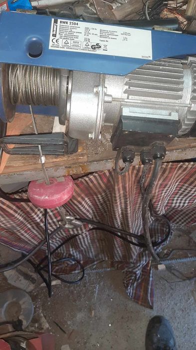 Електрическа лебедка BUDGET BWK 2504