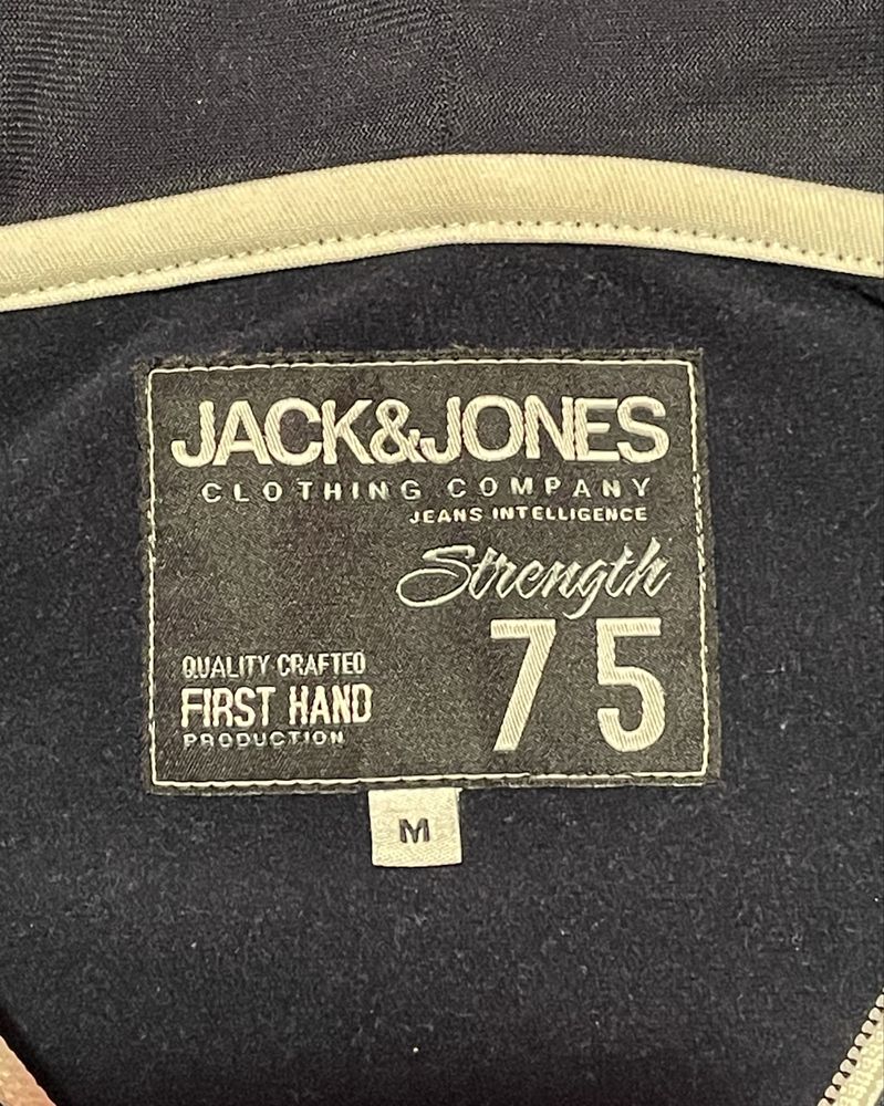 Суичъри Jack&Jones