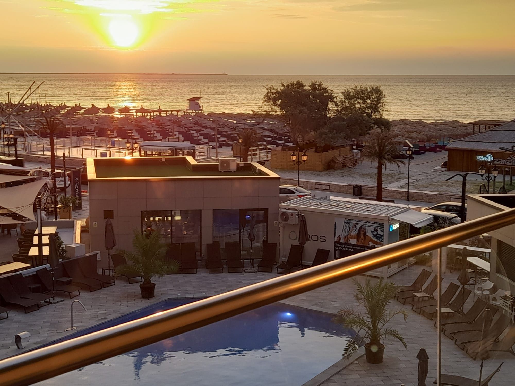 Vând  apartament Alezzi, vedere superbă  la mare