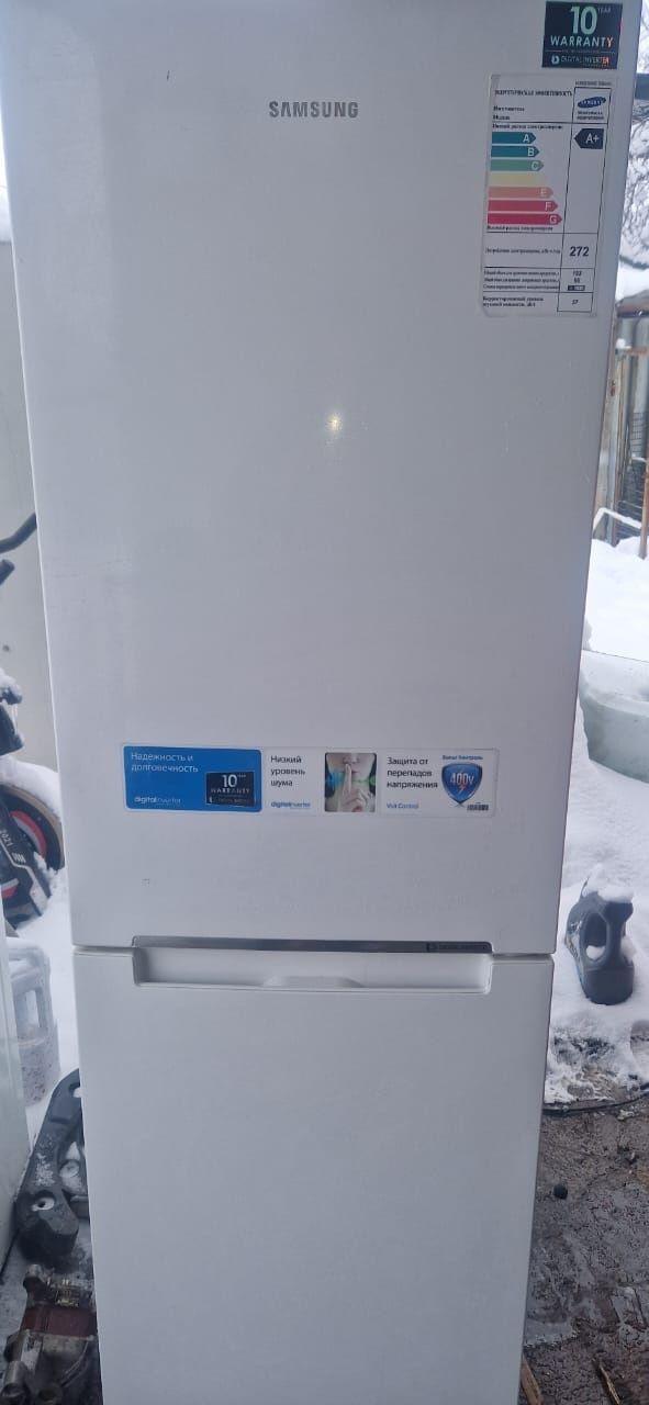 Холодильник SAMSUNG б.у