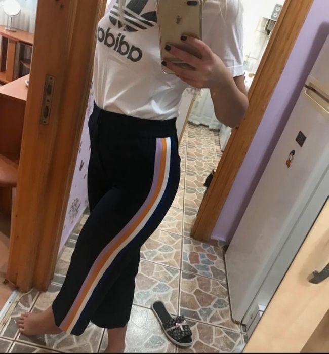 Pantaloni evazati 3/4 Zara
