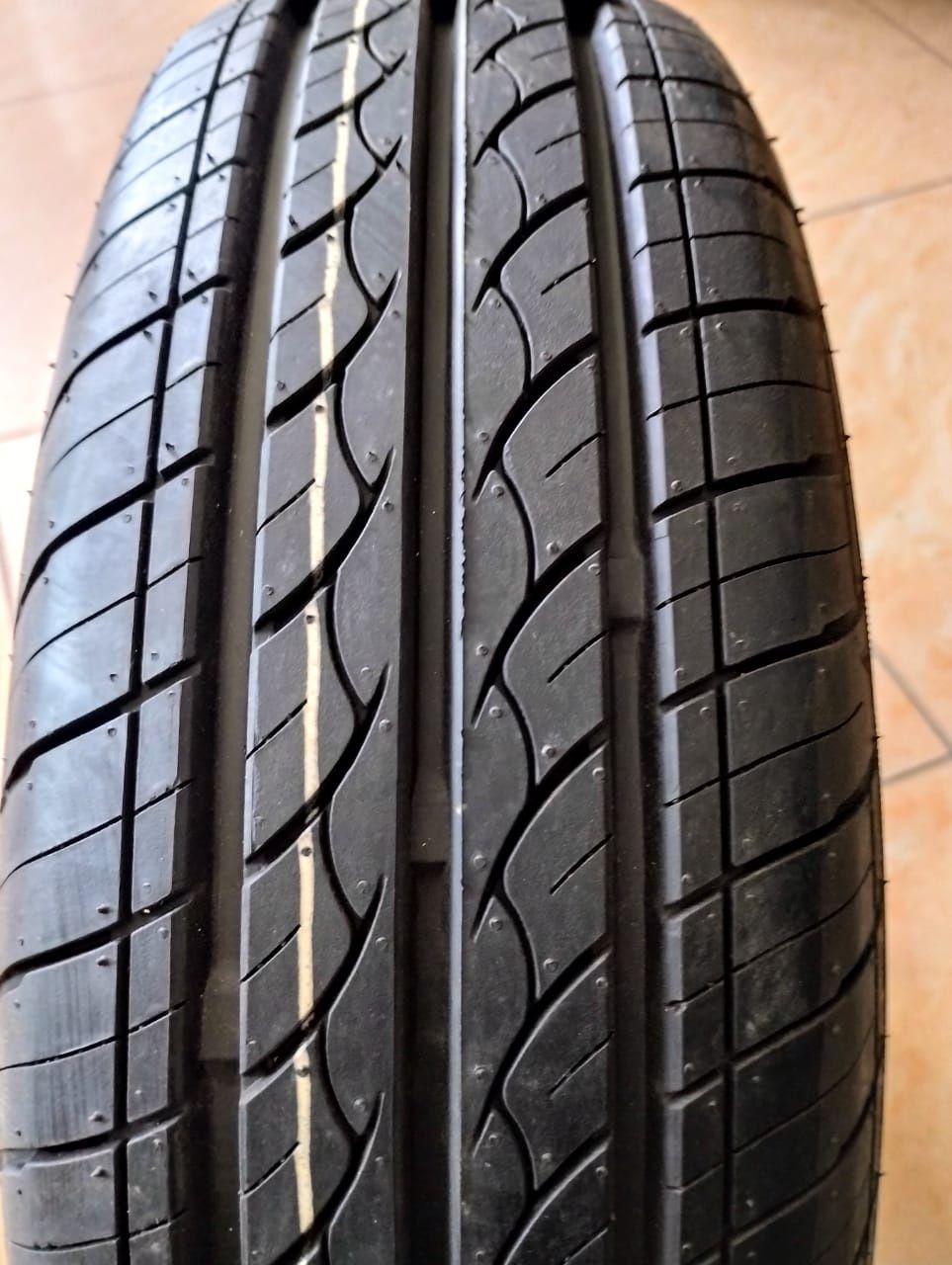 Автошина 175/70R13