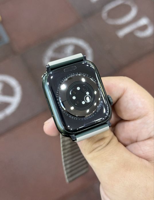 Iphone 15 pro max   iwatch 7