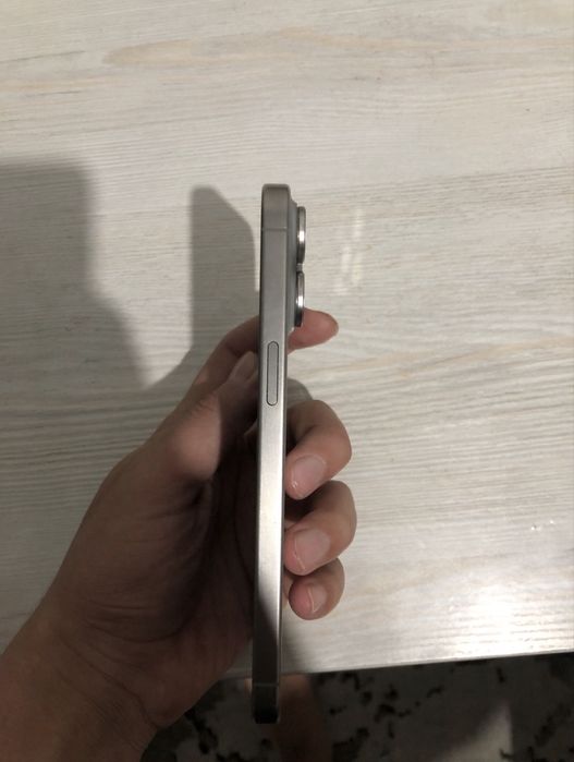 srochni iphone 15 pro max sotiladi