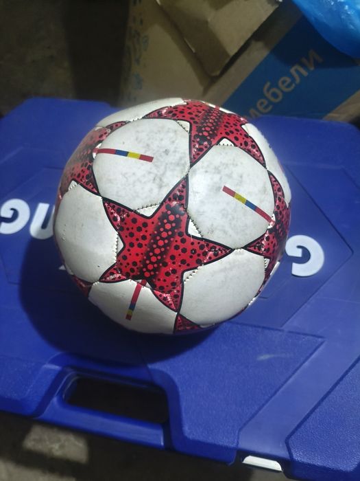 Мяч футбольный легкий