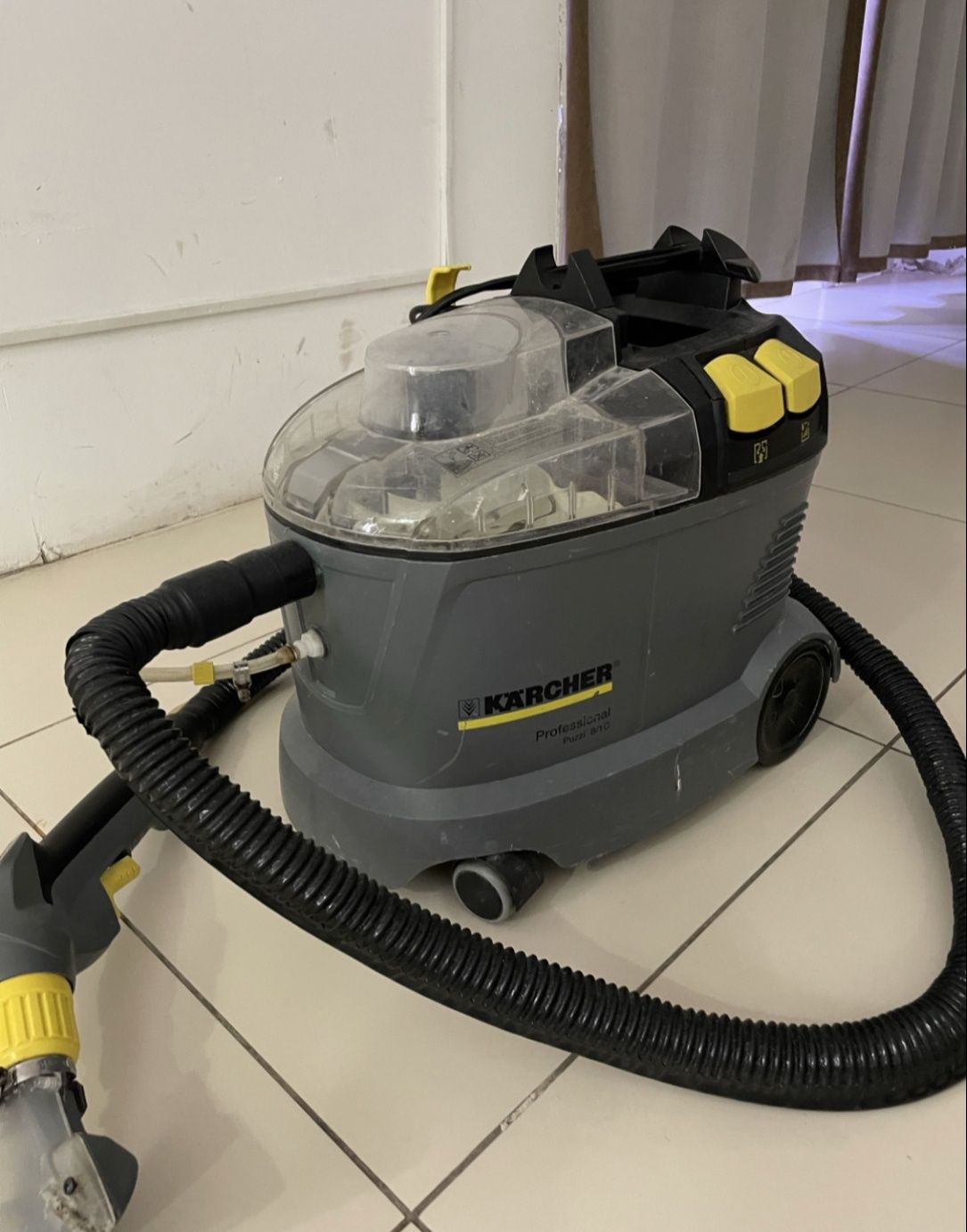 Karcher puzzi 8/1 Карчер моющие пылесос