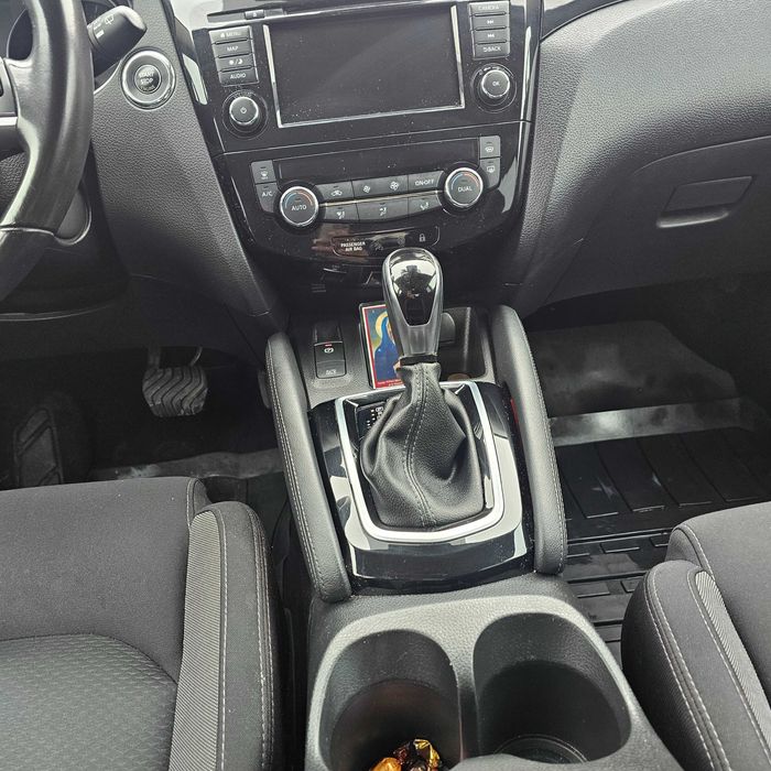 Nissan qashqai all mode automat 1.7cm 150 cai