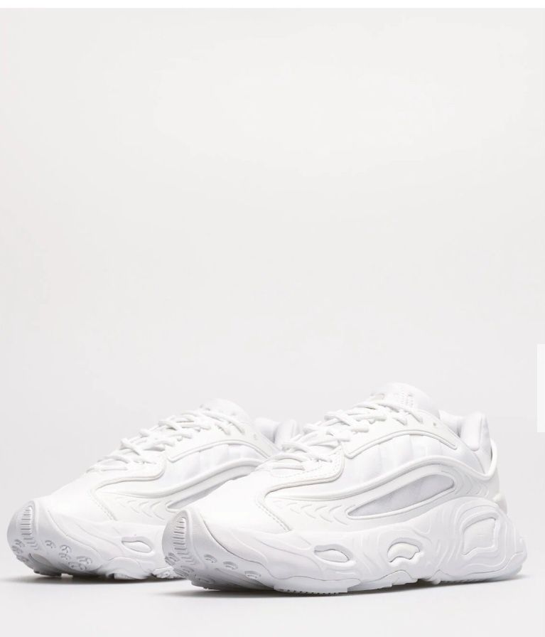 Vând Adidas Oznova