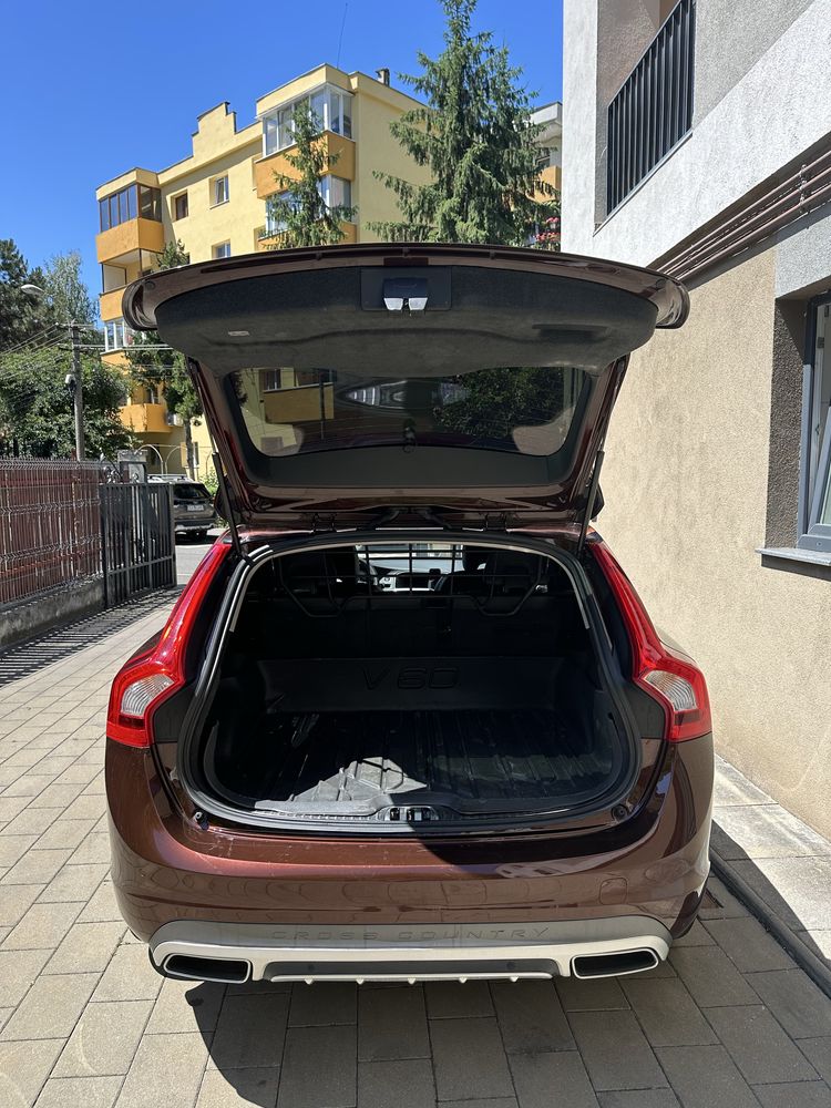 Volvo V60 cross country