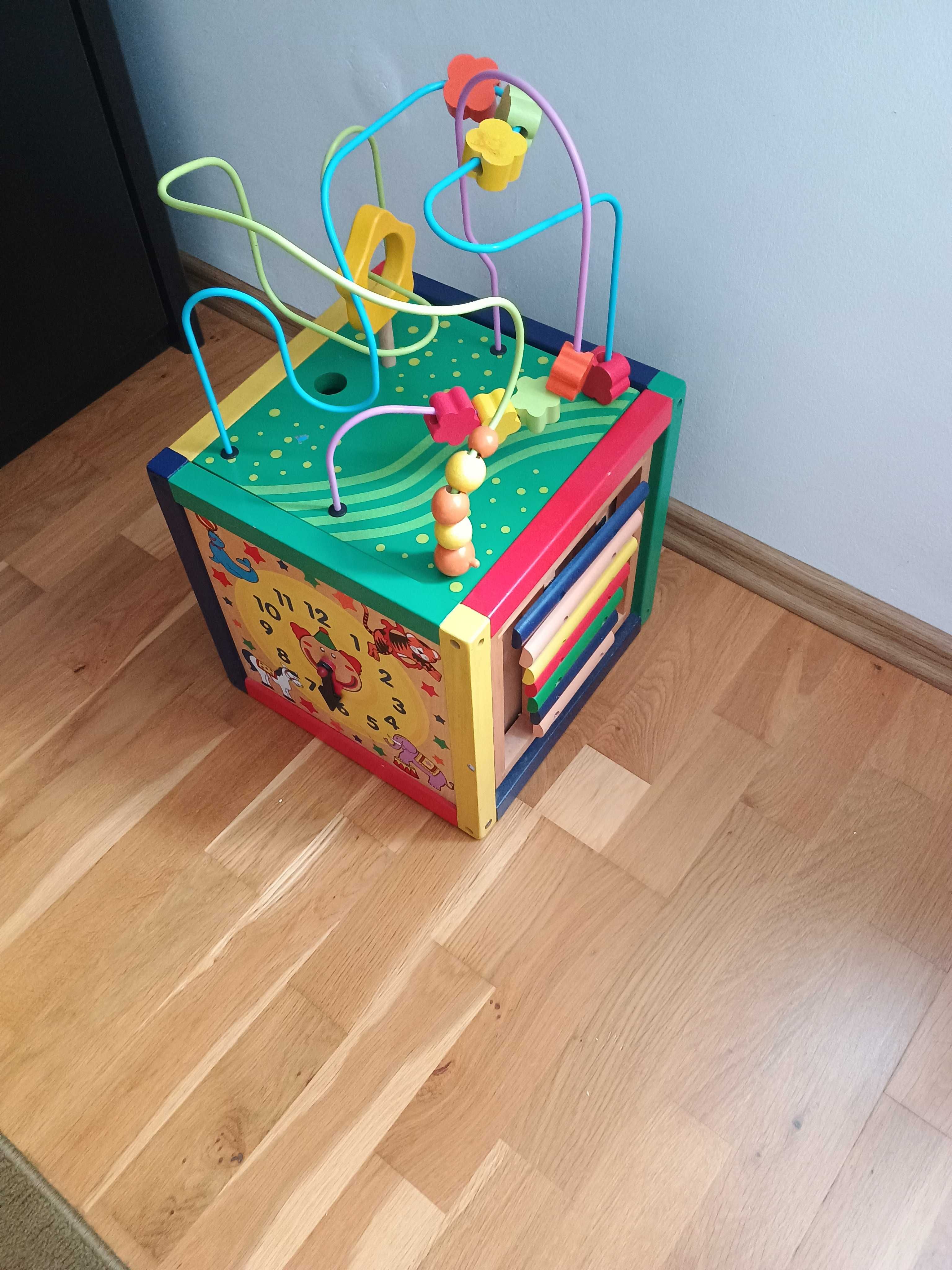 Jucarie interactiva