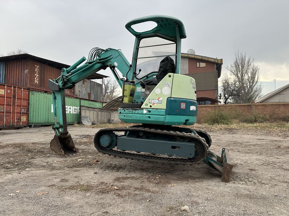 Мини экскаватор YANMAR B3U