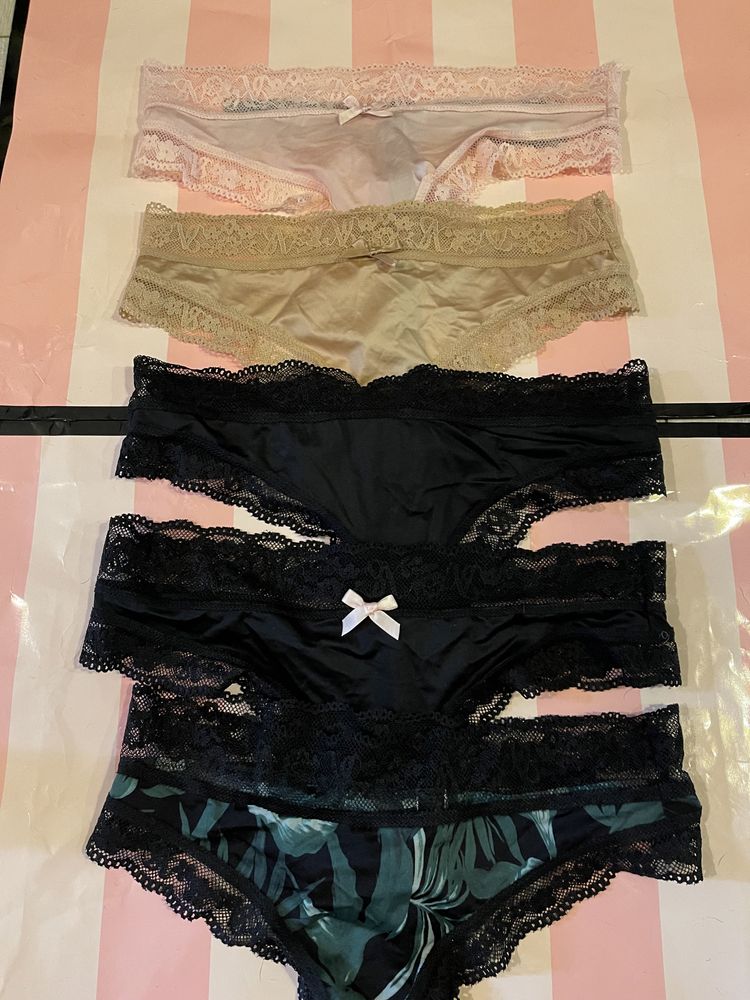 Lenjerie intima Victoria’s Secret