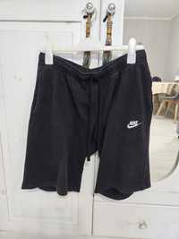 Pantaloni scurți Nike marime L