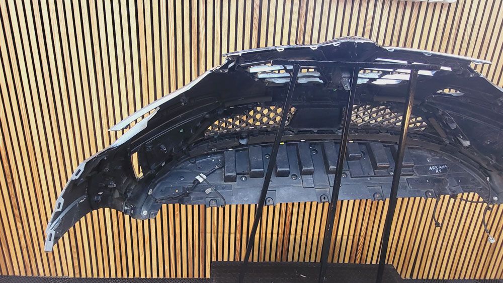 Renault Arkana 2019/2023 RS LINE Bara fata grila BF3166
