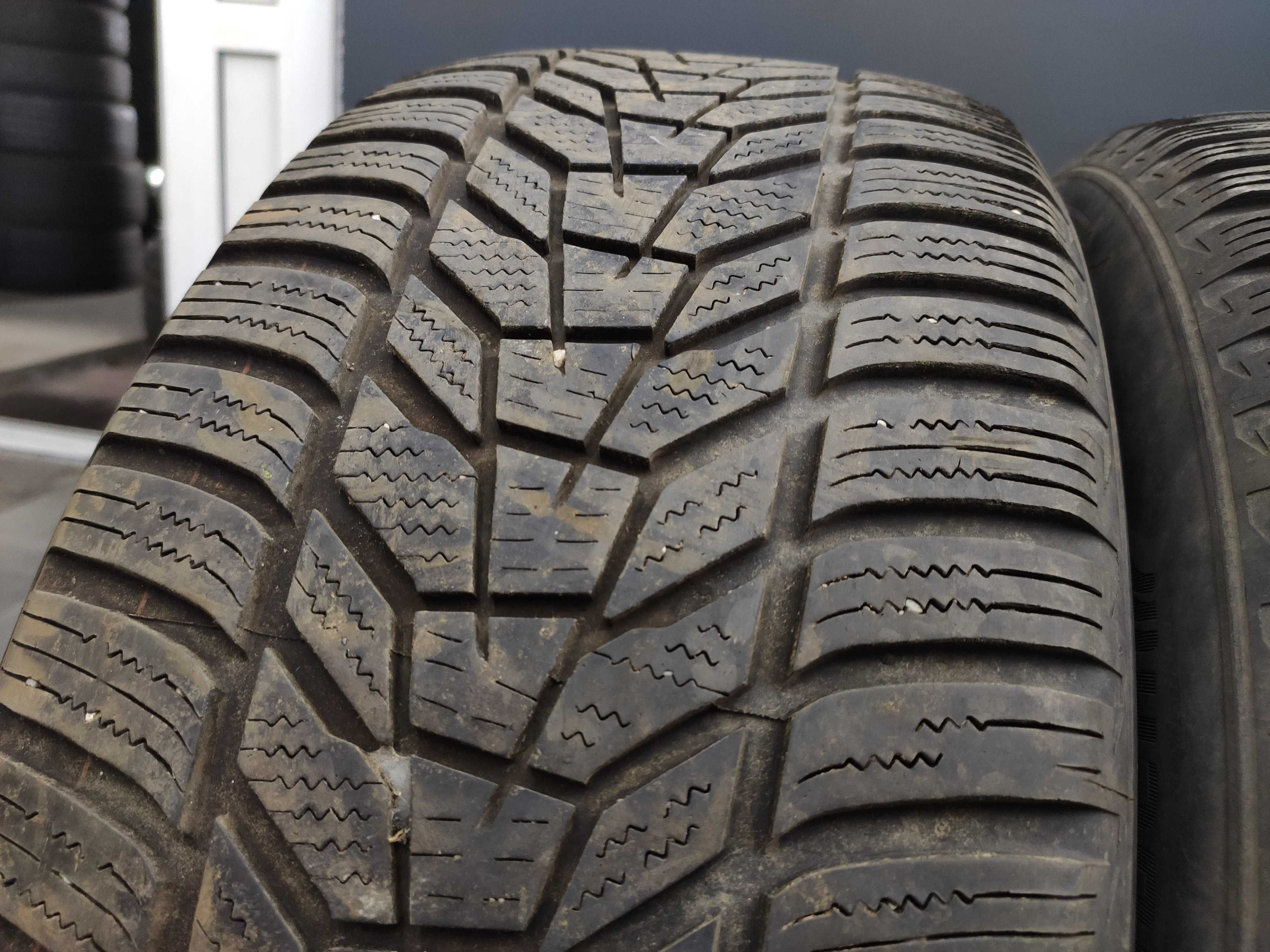 4бр Зимни гуми 235 55 17 - Lassa и Hankook - DOT 21,22