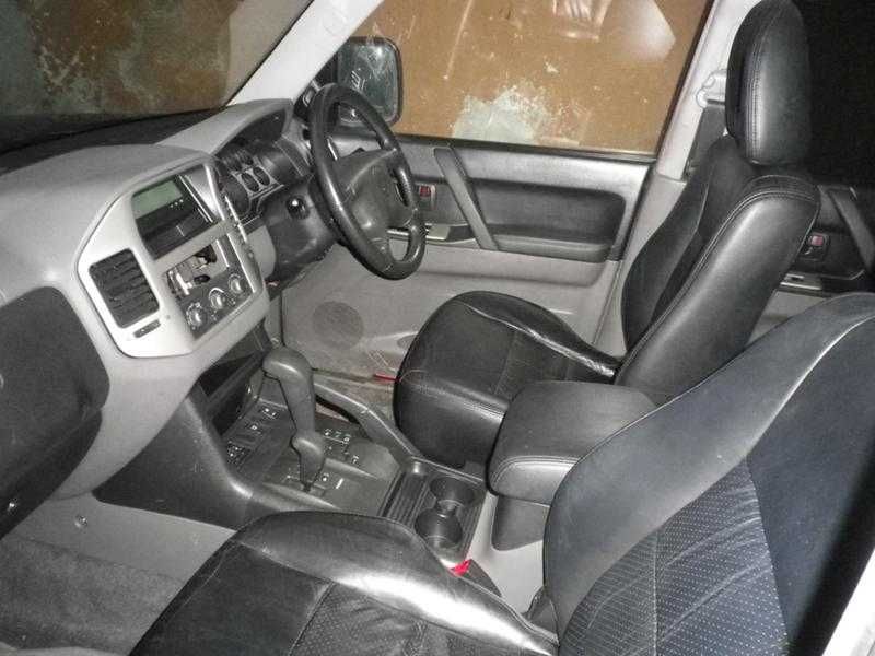 Мицубиши Паджеро 3.5i SHOGUN / Mitsubishi Pajero 3.5i SHOGUN на части
