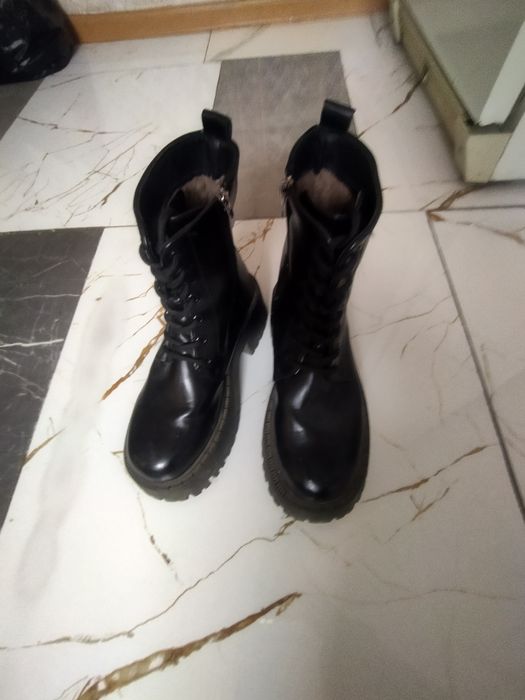 Продам зимний обувь