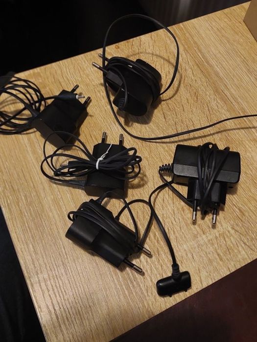 Vând încărcatoare