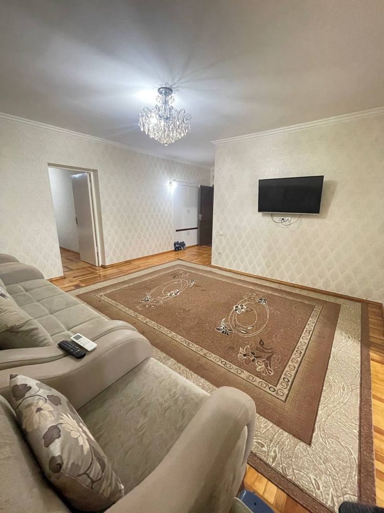 2 ком/3/4 кирпич, площадь 57м2. Метро Космонавтов