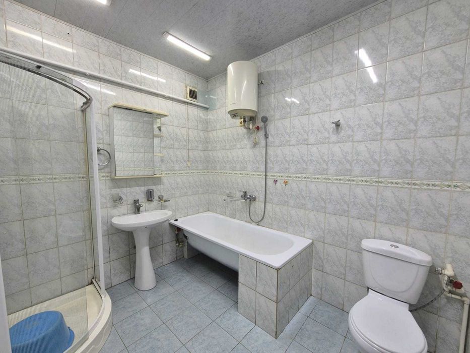 Продам 4 комн дом в соцгороде