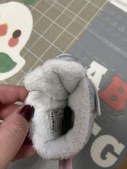 Сребристи зимни ботуши