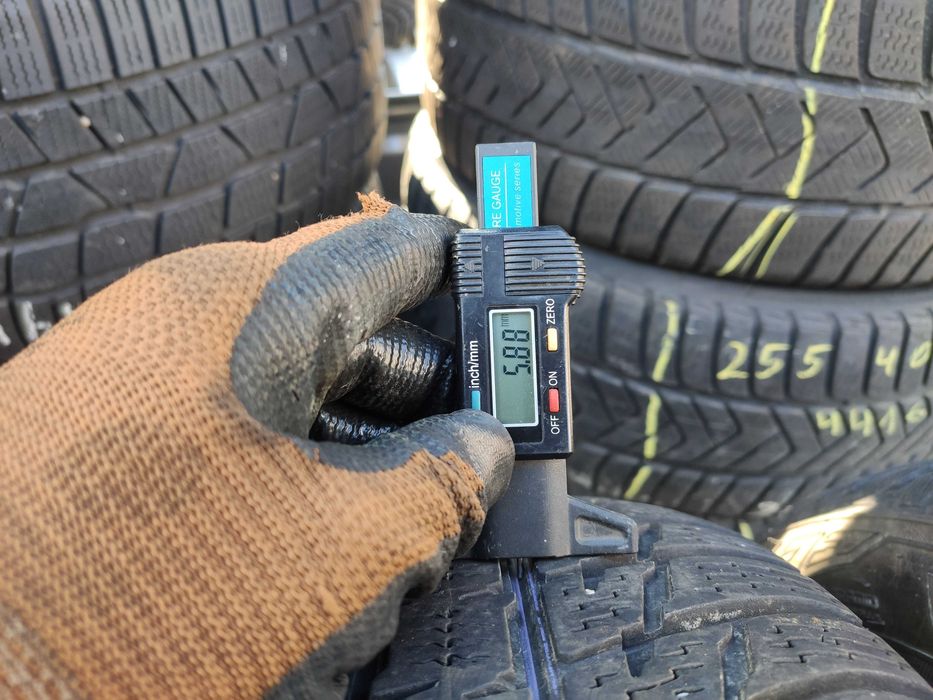 3бр Зимни Гуми 235 55 19 - Nokian