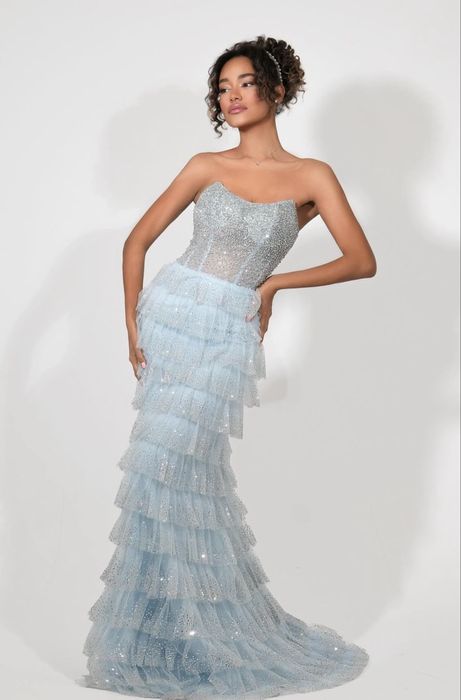 Офицална рокля Radapola