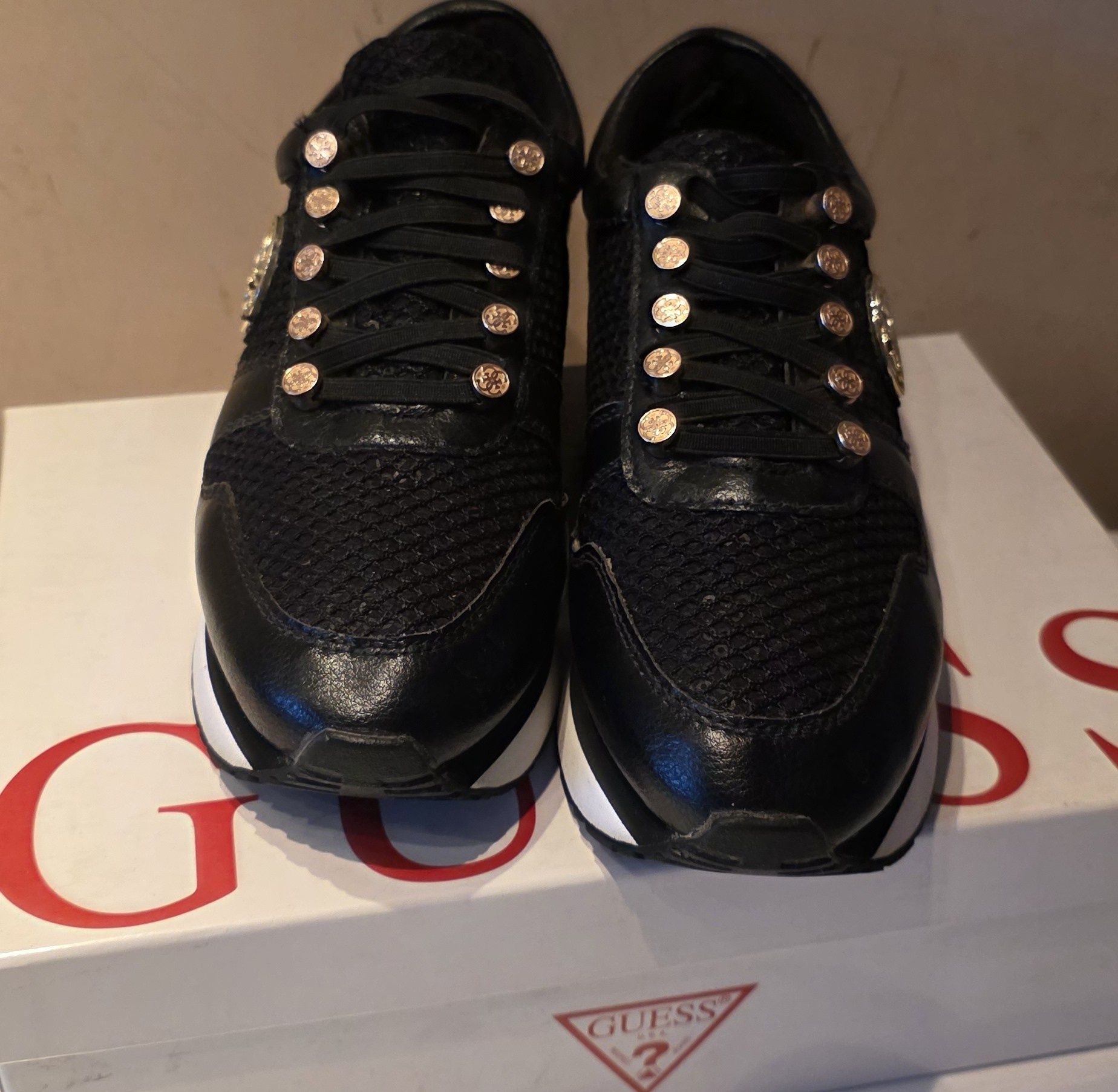 Дамски сникърси Guess