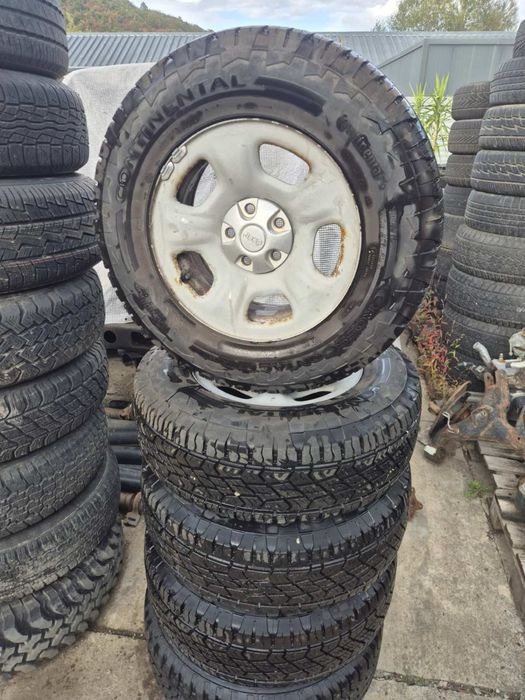 Гуми с джанти за Jeep Cherokee