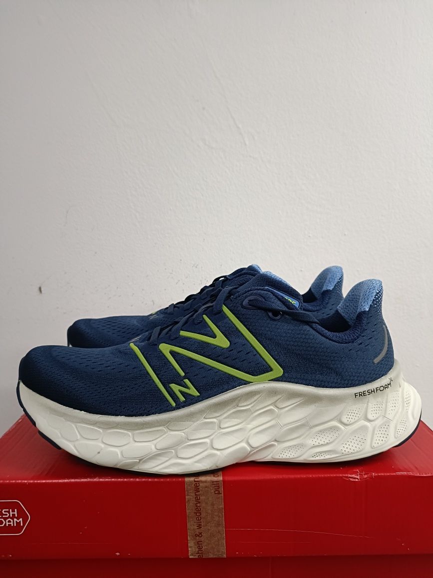 New Balance Fresh Foam x More v4 номер 43 код 40A