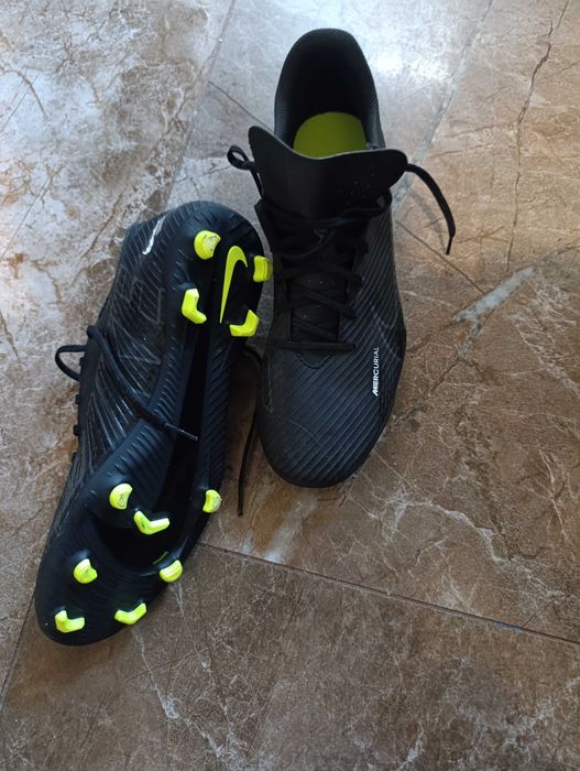 Бутонки Nike , номер 45
