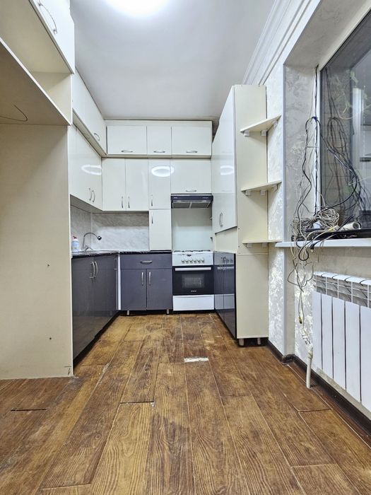 Sergeli 8xudud 3xonali Novostroyka kvartira sotiladi toza