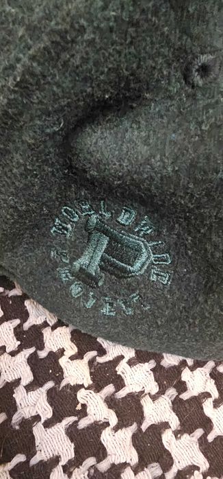 sapca de iarna cu insemn P