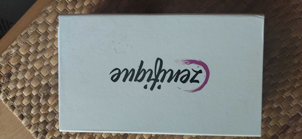 Aspirator puncte negre zenifique