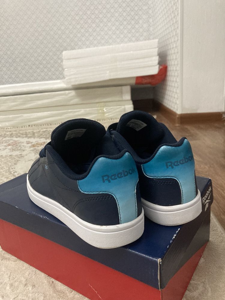 reebok кроссовки