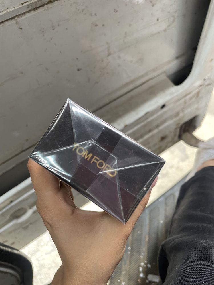 tom ford tuscan leather intense