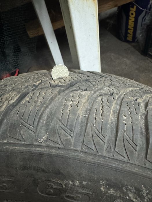 2бр.Зимни гуми kumho 195/65/15