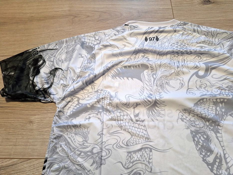 Футболна фланелка на Ливърпул #специално издание!