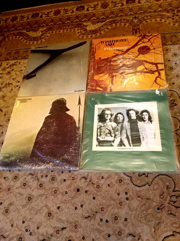 продам виниловые пластинки: Wishbone Ash-11 LP,один двойной,.