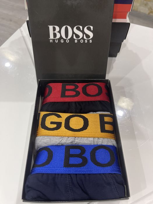 Boxeri barbatesti