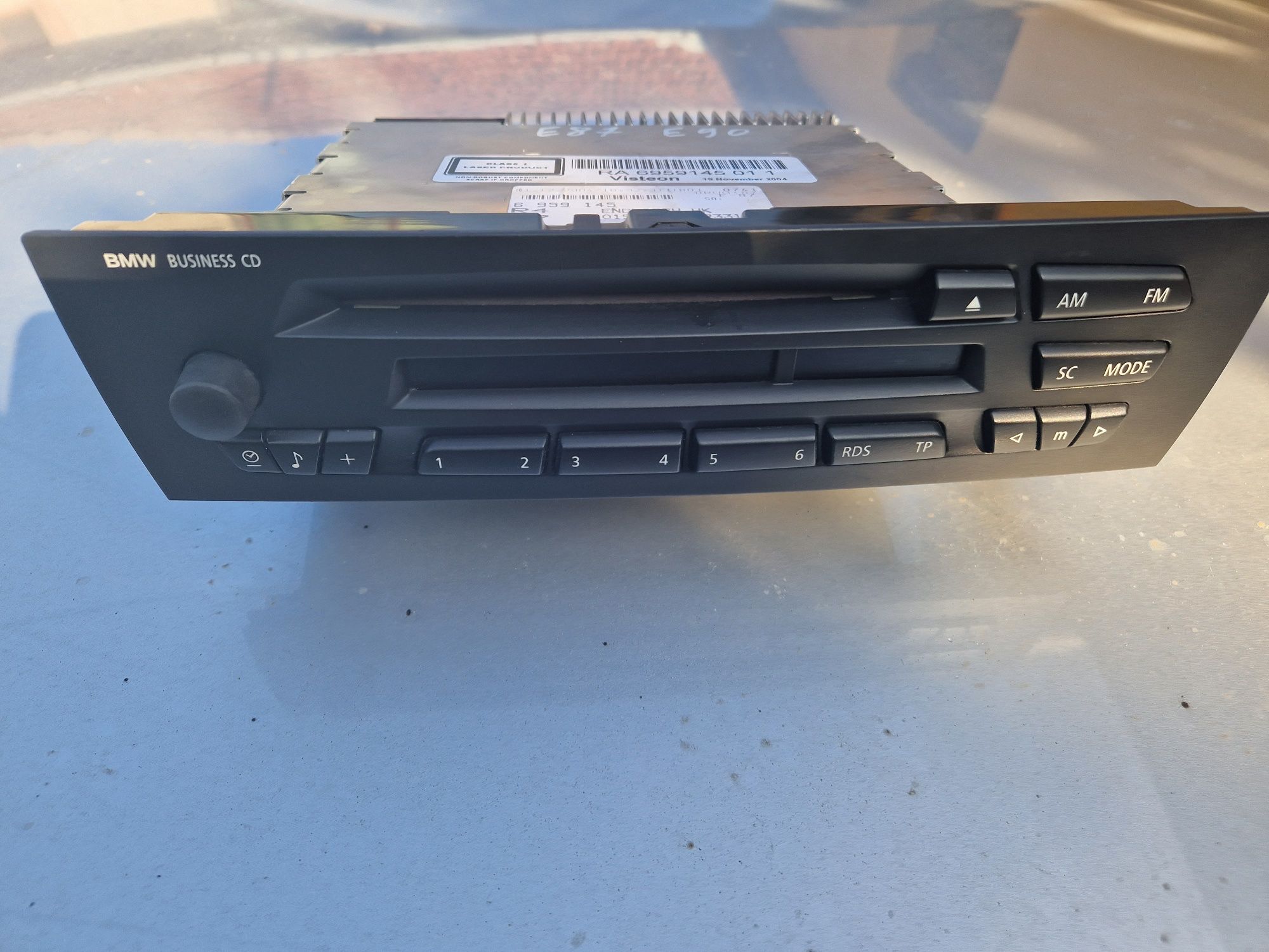 Radio cd/casetofon/aux bmw seria 1 e87 seria 3 e90/e91/e92