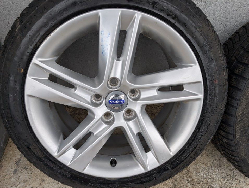 Jante SADIA 17" Volvo V60 Hibryd S60 S80 V70 S40 V40 V50 C30 C70 XC70 cu zgarieturi - 31381412