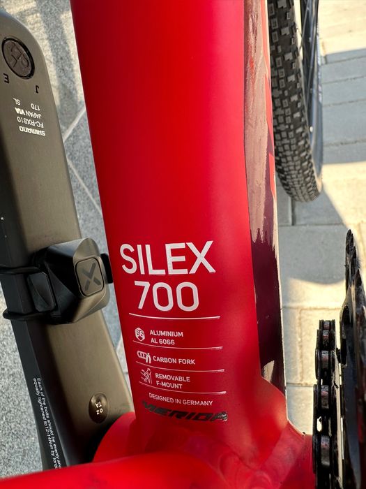 Велосипед гравел Merida Silex 700 Gravel Shimano GRX 810 Carbon fork