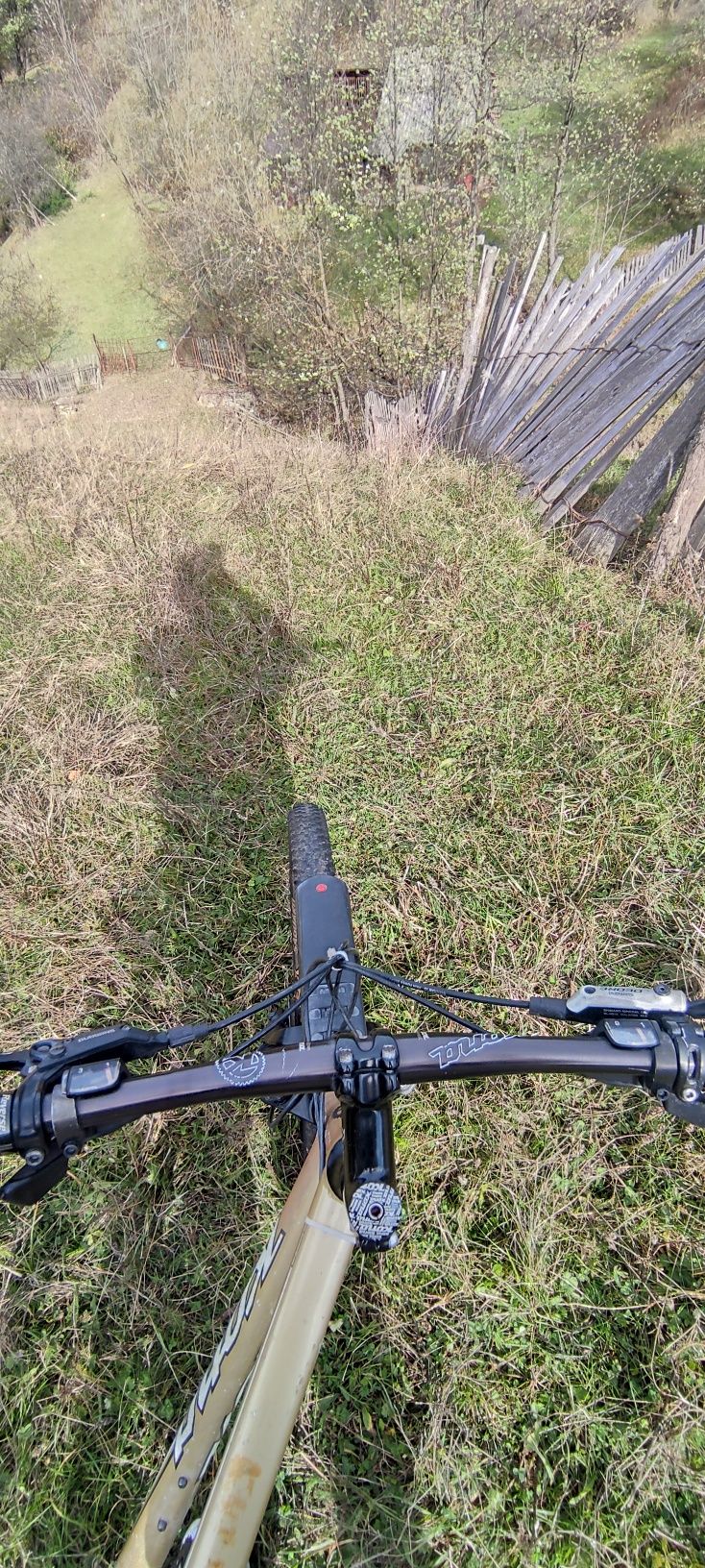 Se vinde bicicletă Kona