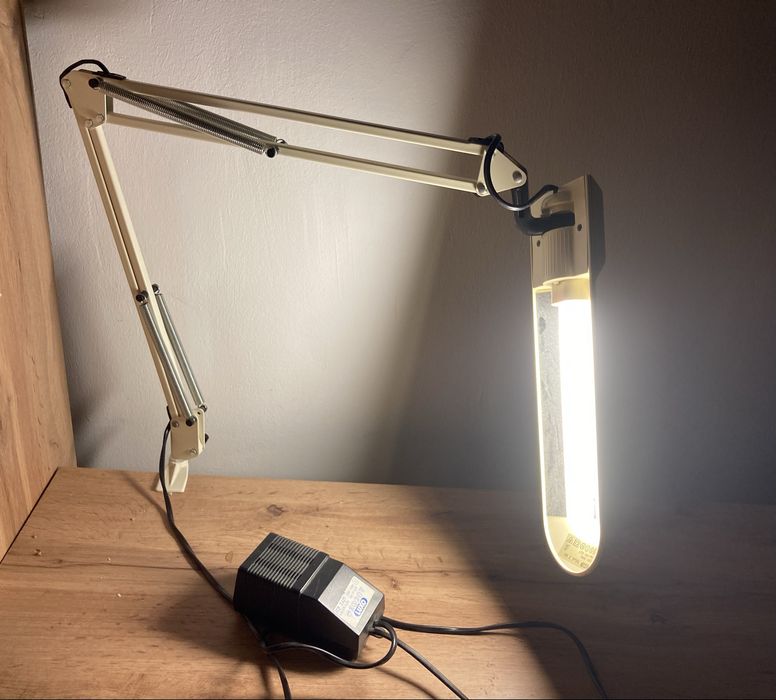 Винтидж норвежка архитектурна настолна лампа Luxo T88